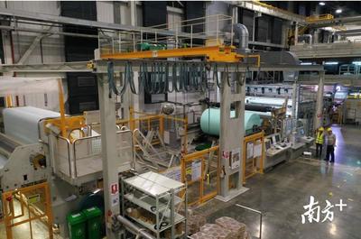 24小時(shí)不停產(chǎn)，50名工人春節(jié)堅(jiān)守 南海無紡布口罩生產(chǎn)線全力支援抗疫前線