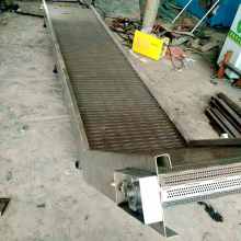  山東省博利網(wǎng)鏈廠 主營 輸送機械設(shè)備及配件